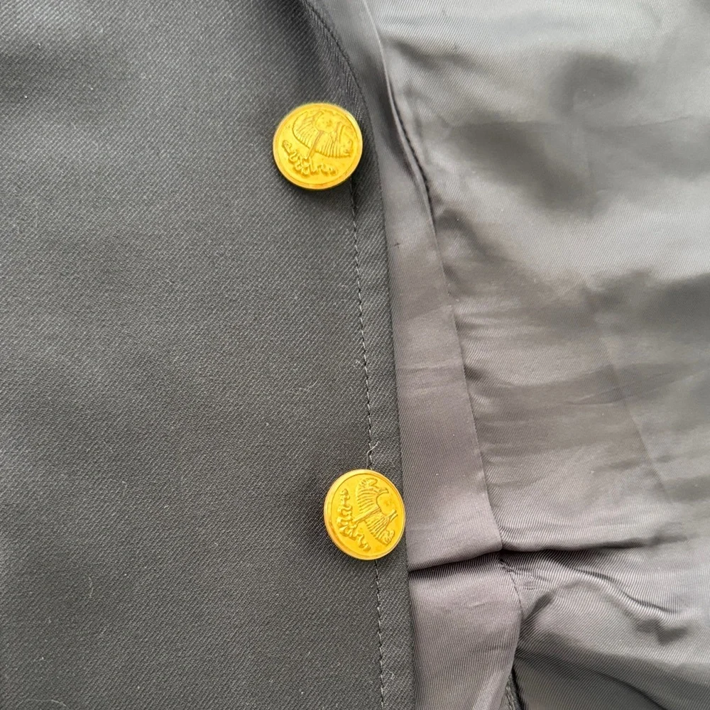 Brooks Brothers Fleece, Boys, Sz 14, 100% Wool, Navy Blazer, w/ Gold Buttons - Picture 3 of 11